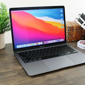 Презентация обновлённого MacBook Air может быть отложена до следующего года
